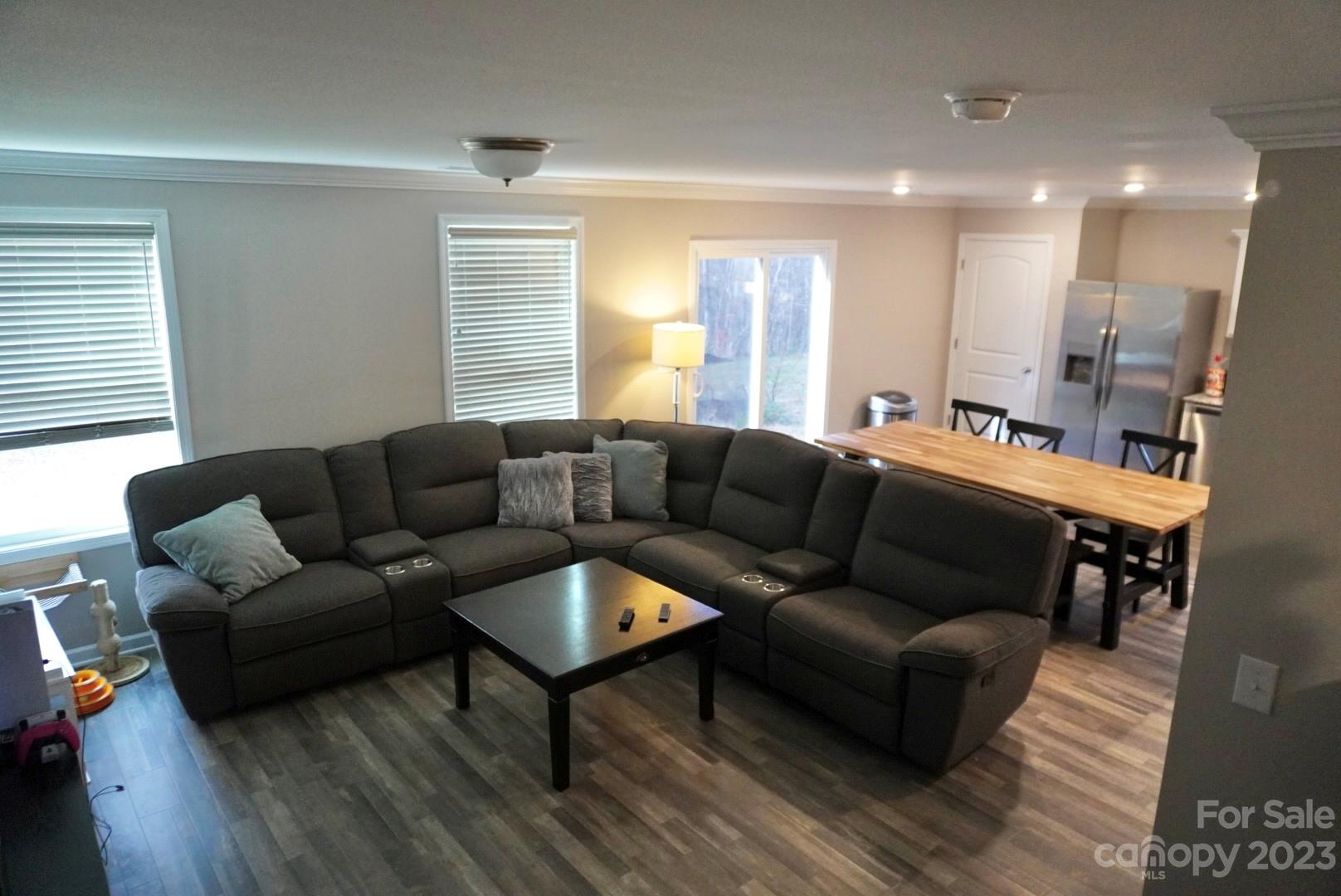 1387 Cannan Mountain Drive