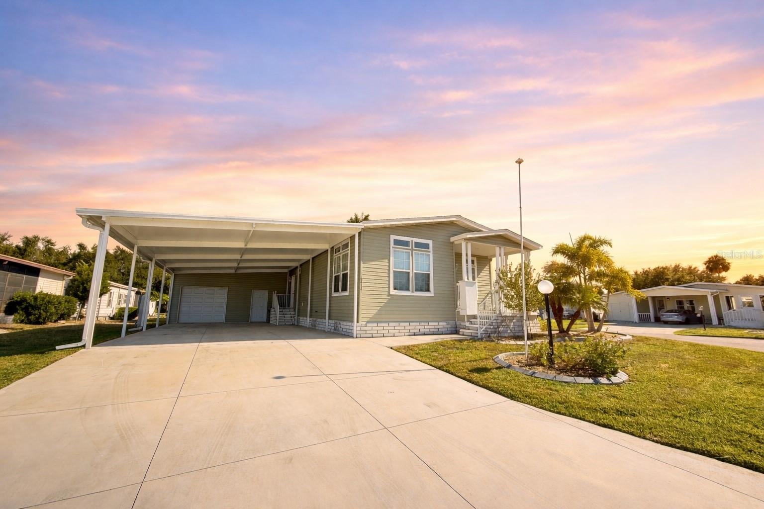 8442 Castle Garden Road