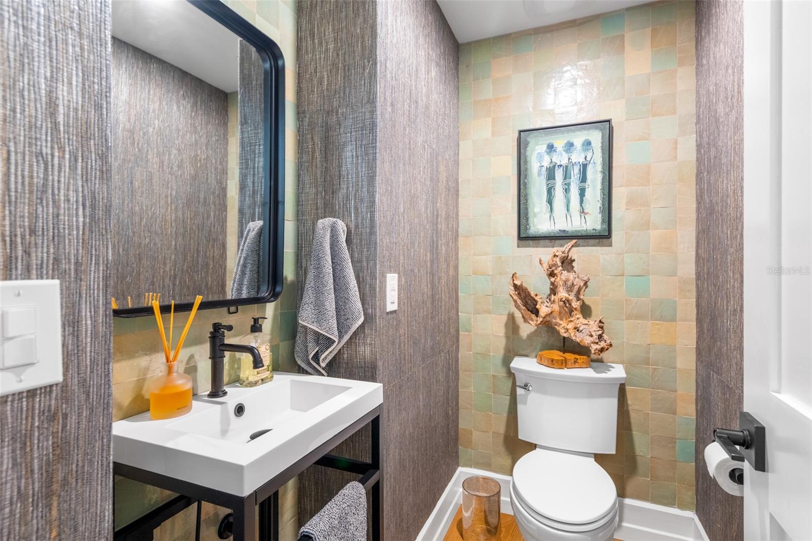 5302 N Central Avenue