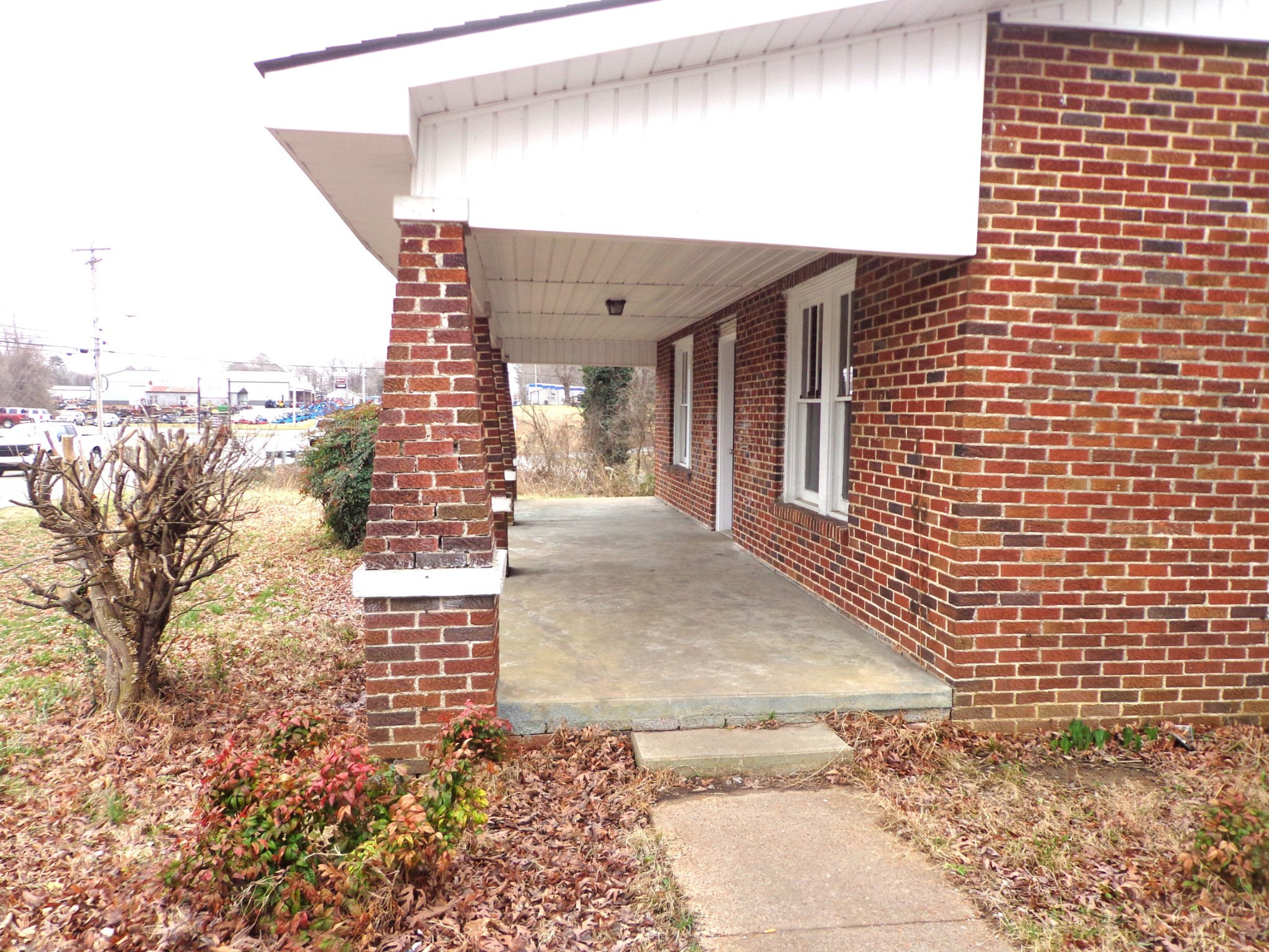 9805 Highway 70 East