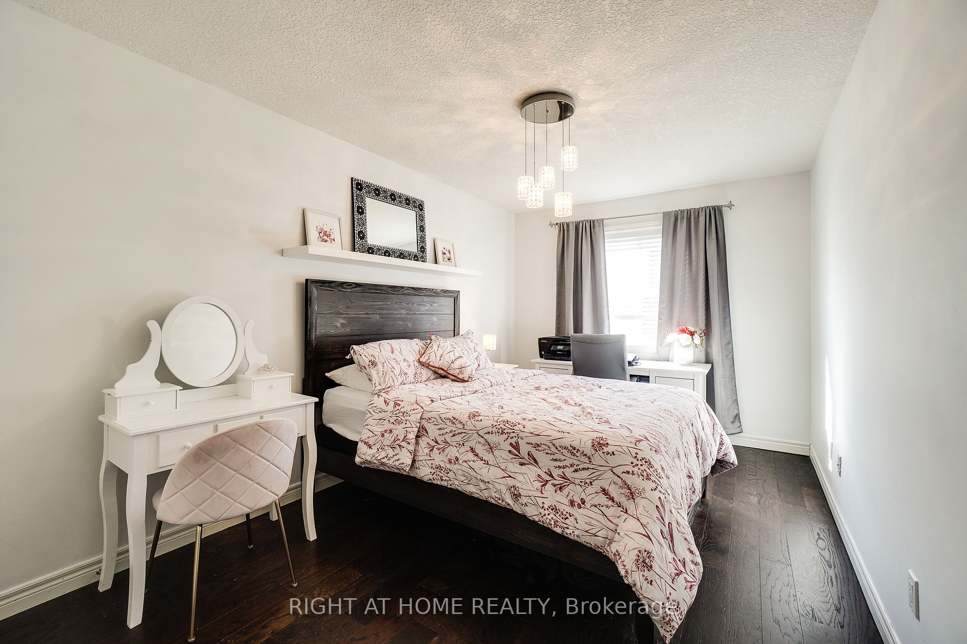 70 Highgate Dr 12