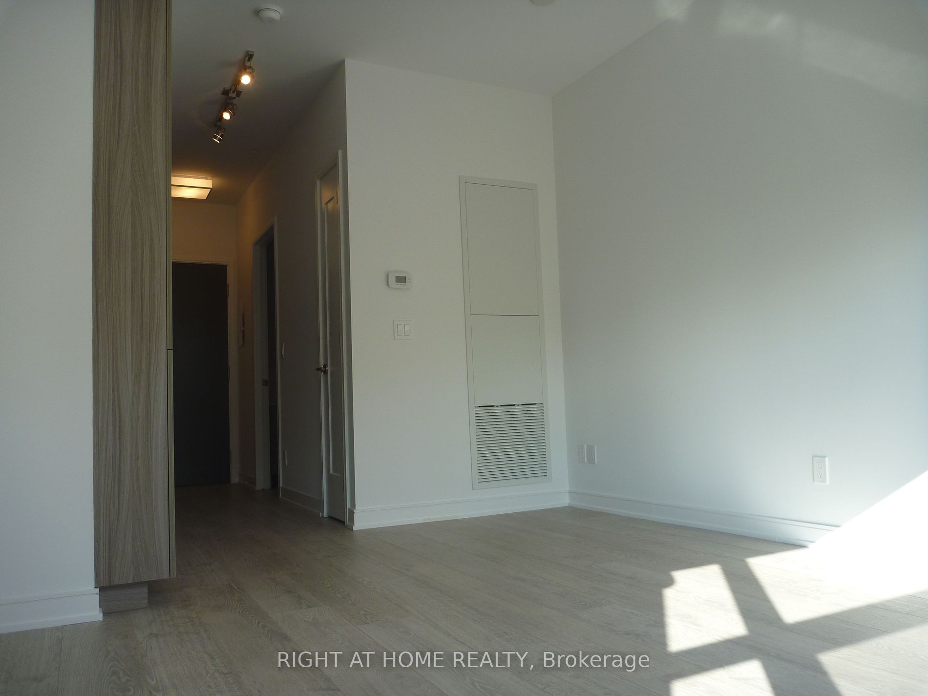 88 Scott St 1506