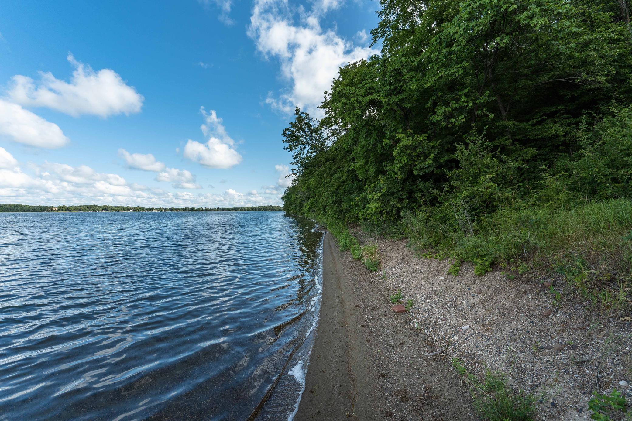 39060 Peninsula Lane