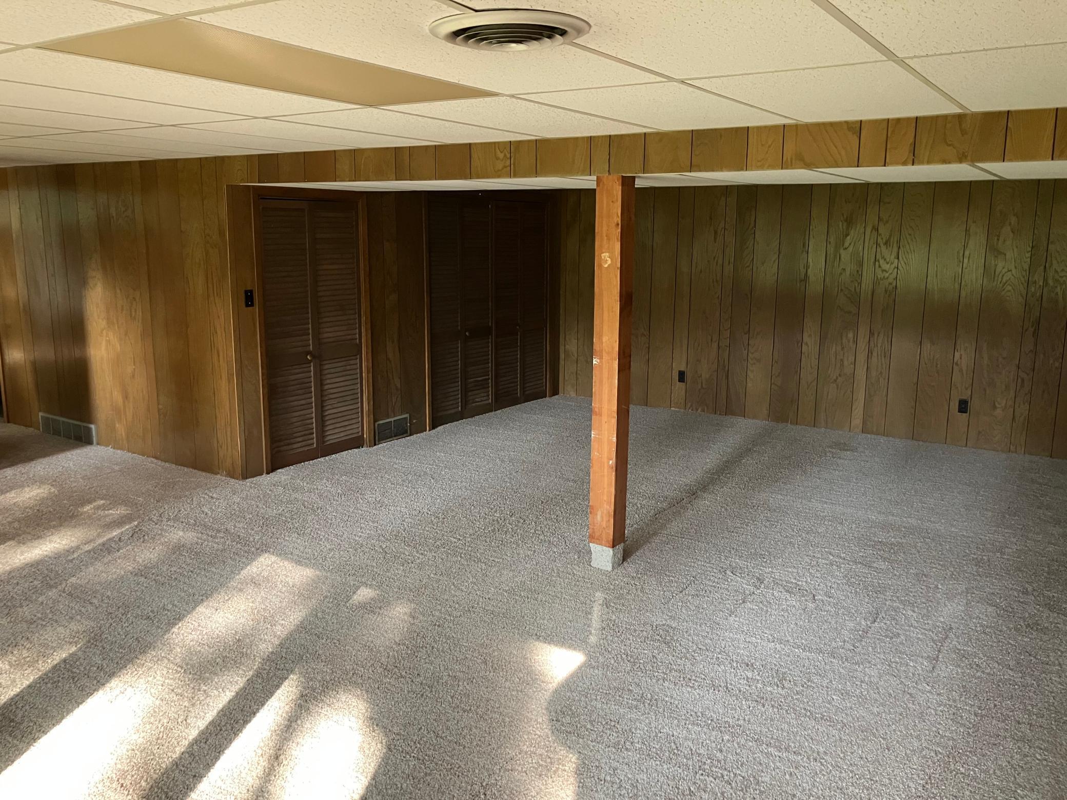 1927 Twin Bluff Road