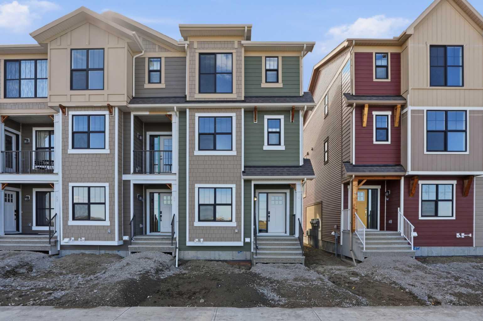 21 Wild Rose Way SE