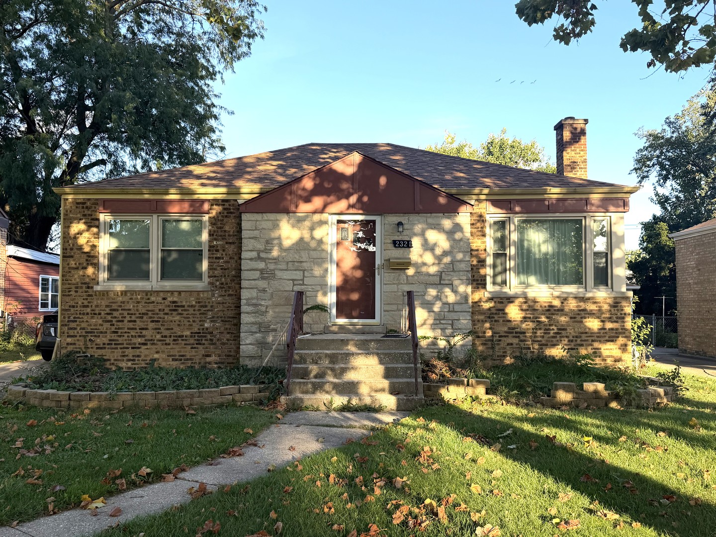 Welcome home to this charming brick ranch in Broadview! This inviting property offers 2 bedrooms, 1 full bathroom, and a functional layout with comfortable living spaces. The main level features a welcoming living room, kitchen with quartz counters, and bedrooms, while the finished basement provides valuable additional living space with endless possibilities for a family room, recreation area, home office, or entertaining. Recent renovations add to the home's appeal. A detached 1-car garage provides convenient parking and additional storage. Conveniently located near schools, shopping, dining, parks, and major transportation routes, this home offers a wonderful opportunity for homeowners or investors alike. Don't miss your chance to make this property your own!