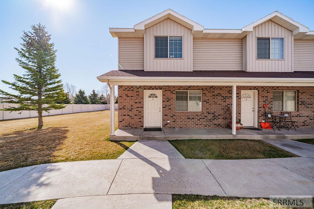 141 Robison Drive