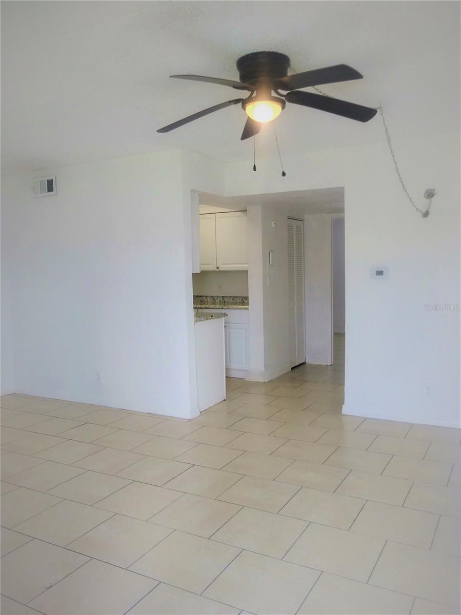 302 S Spring Garden Avenue B09