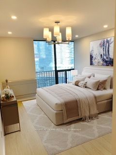 33 Harbour Sq 1616