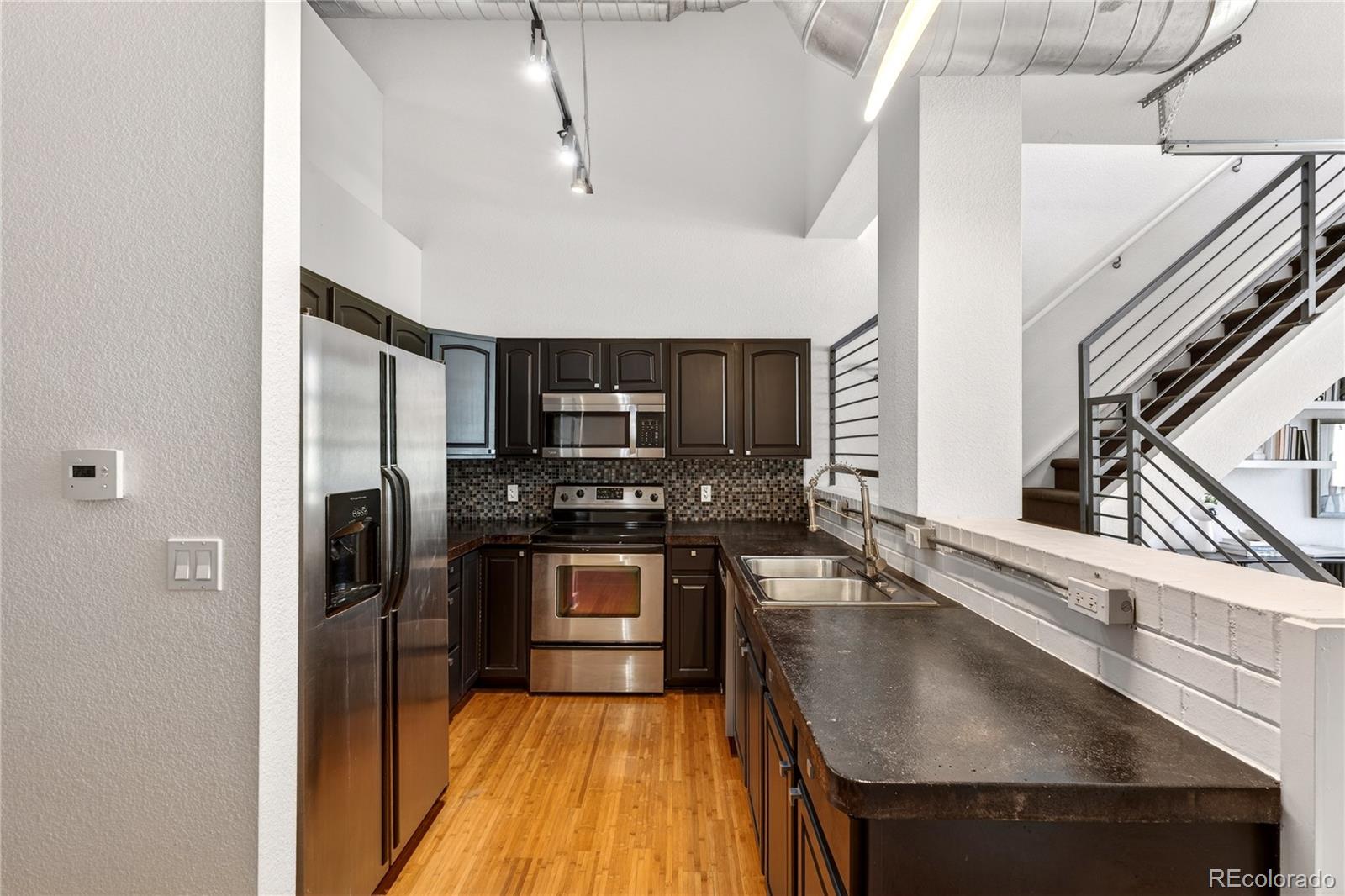 1421 Oneida Street 7