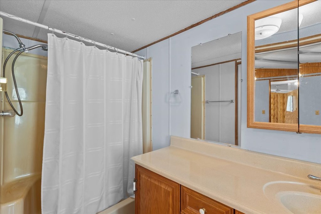 8551 NE 61st Pl