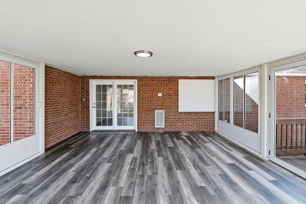 18 Fort Worth Street