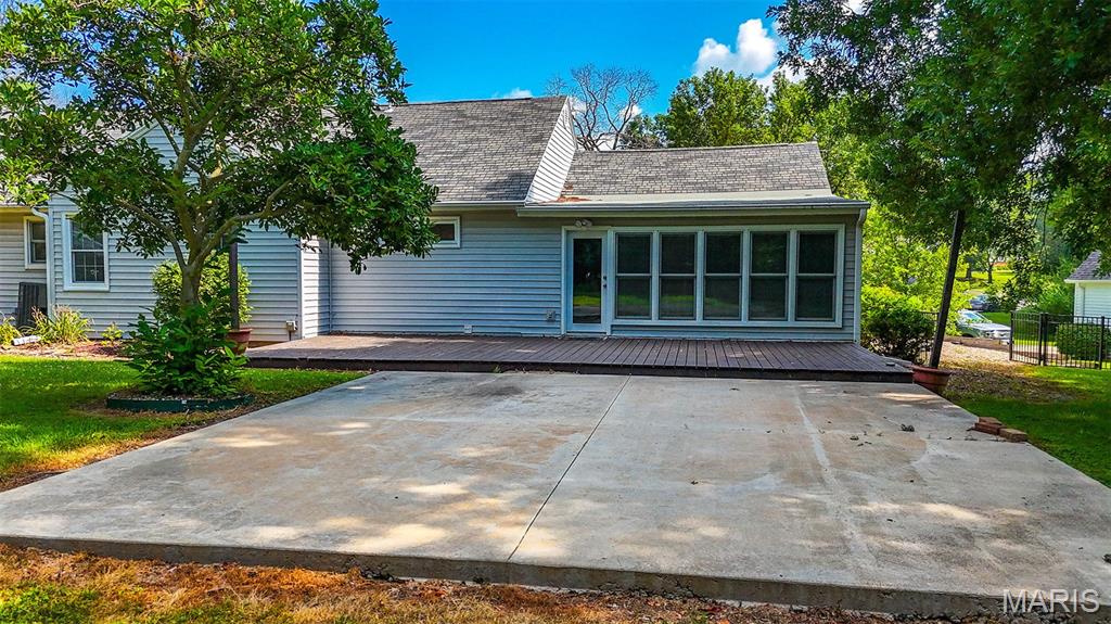 8 Branchwood Road