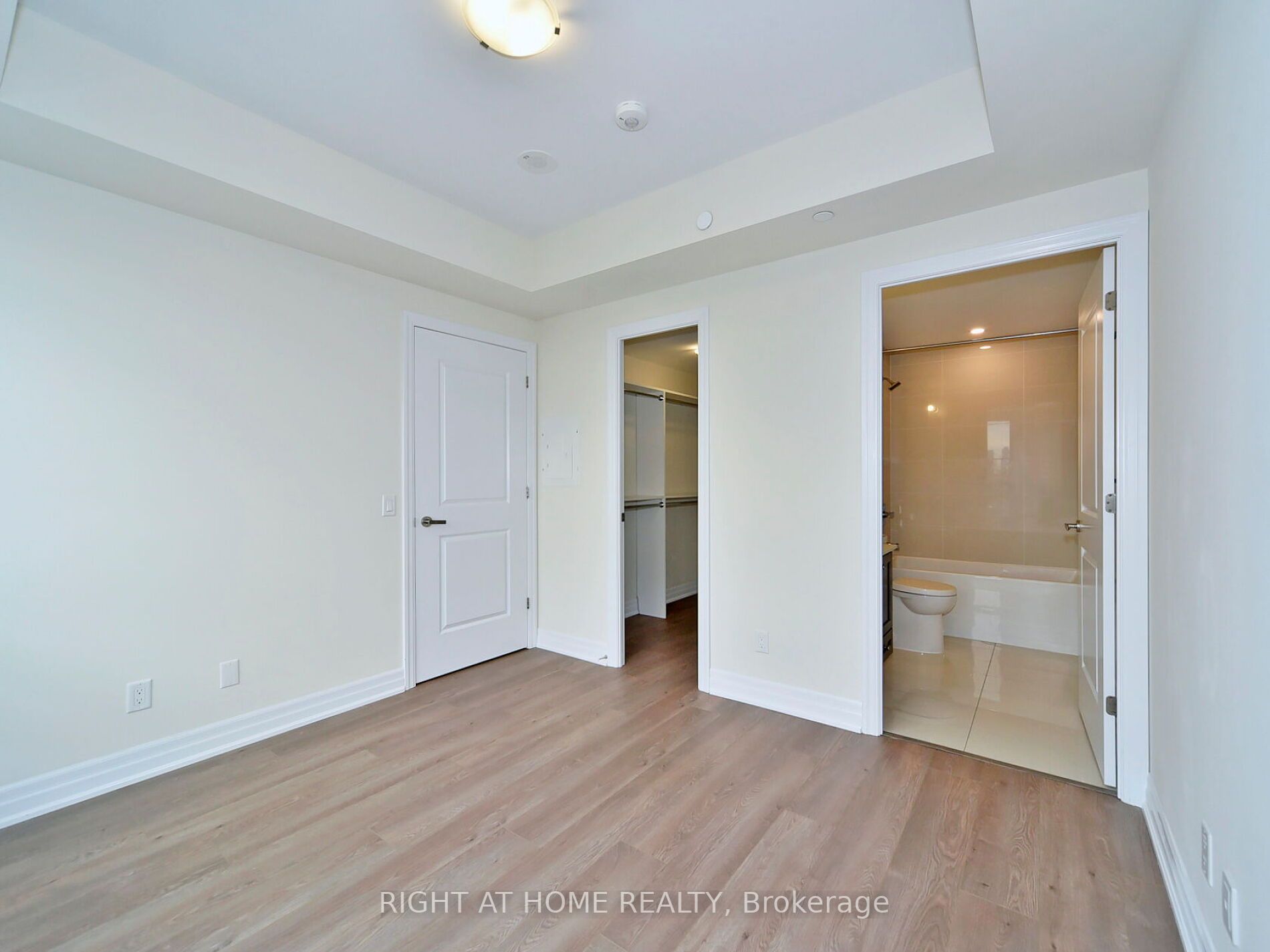9075 S Jane St 1005