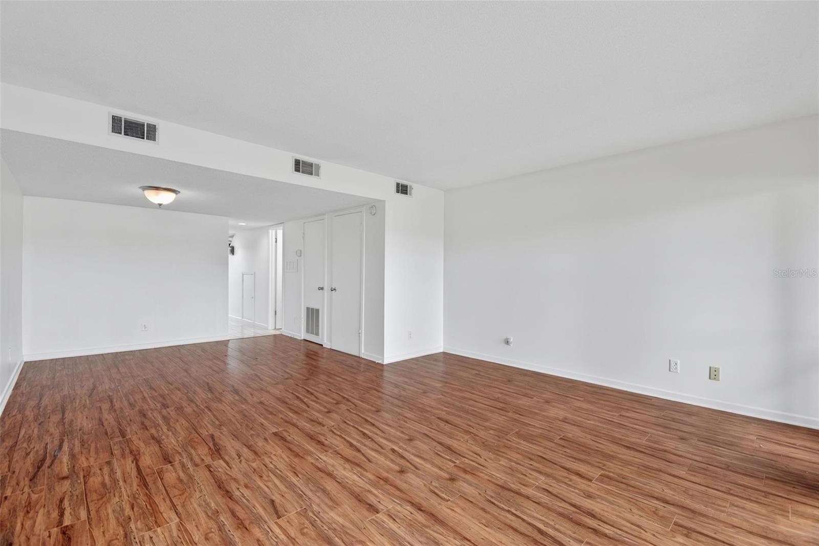 44 Club House Drive 106