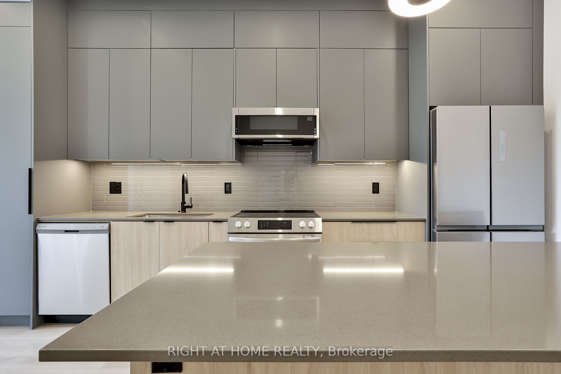 1169 Davenport Rd Unit 2