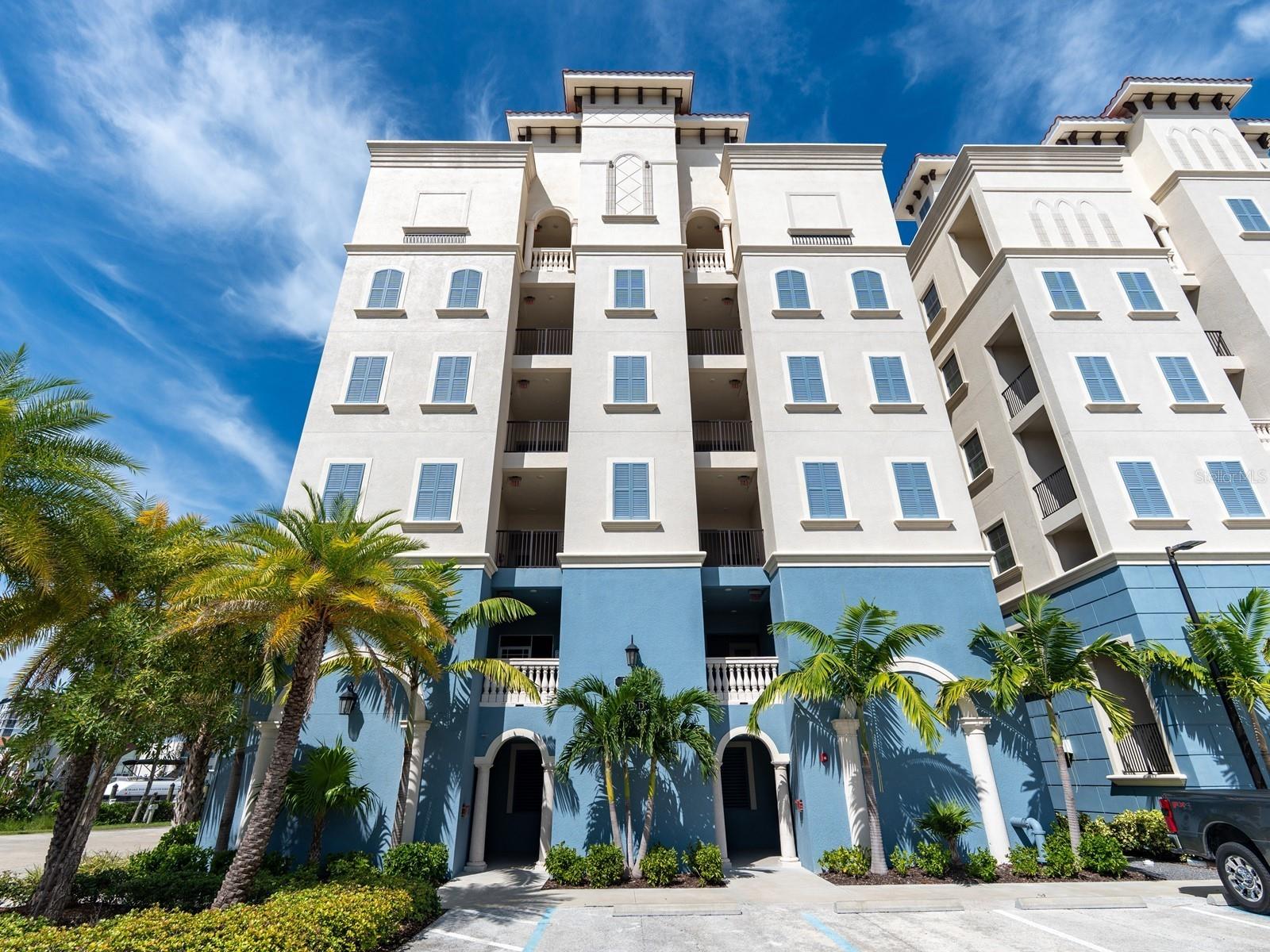 501 Tamiami Trail N 201