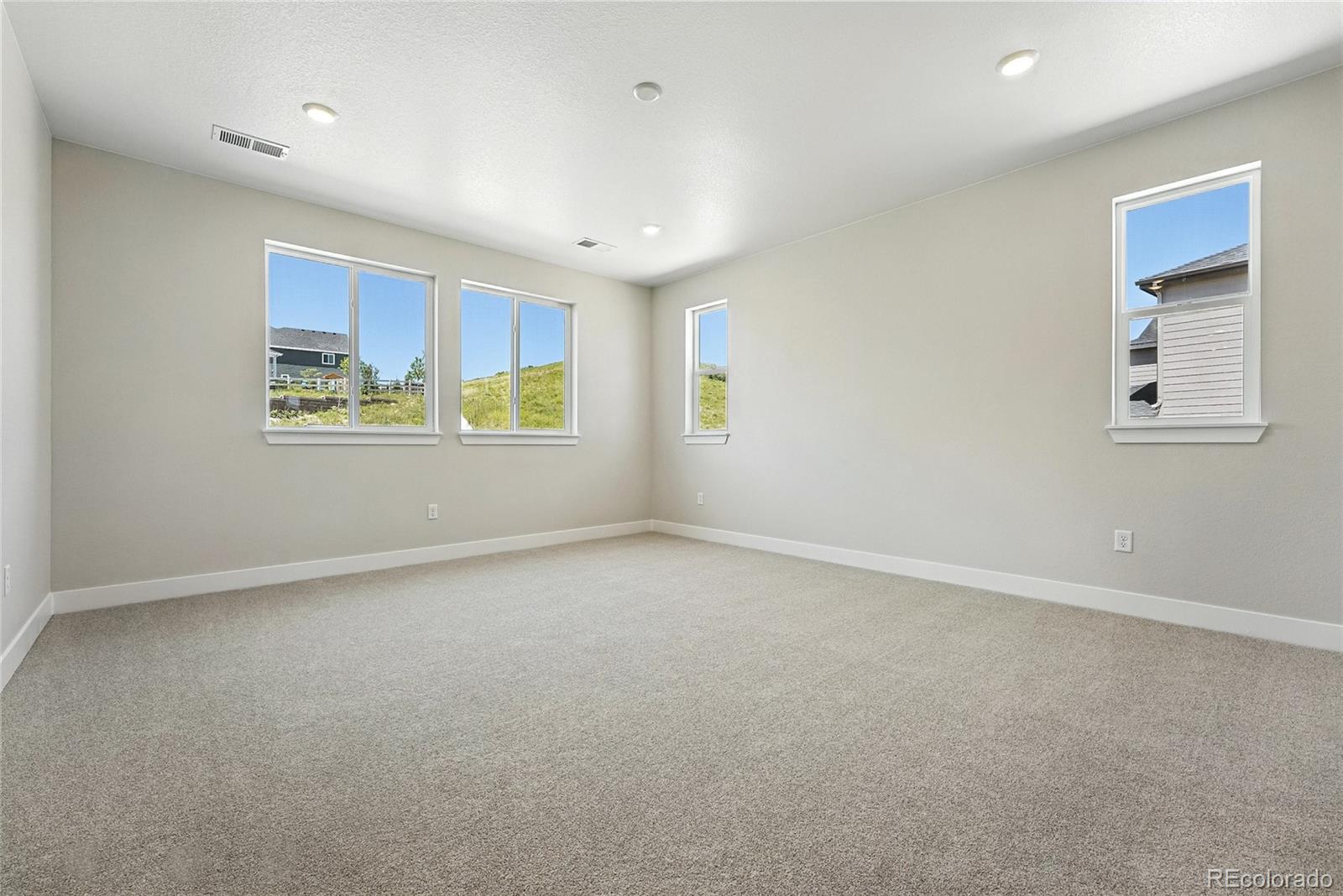 1672 Fox Trotter Point