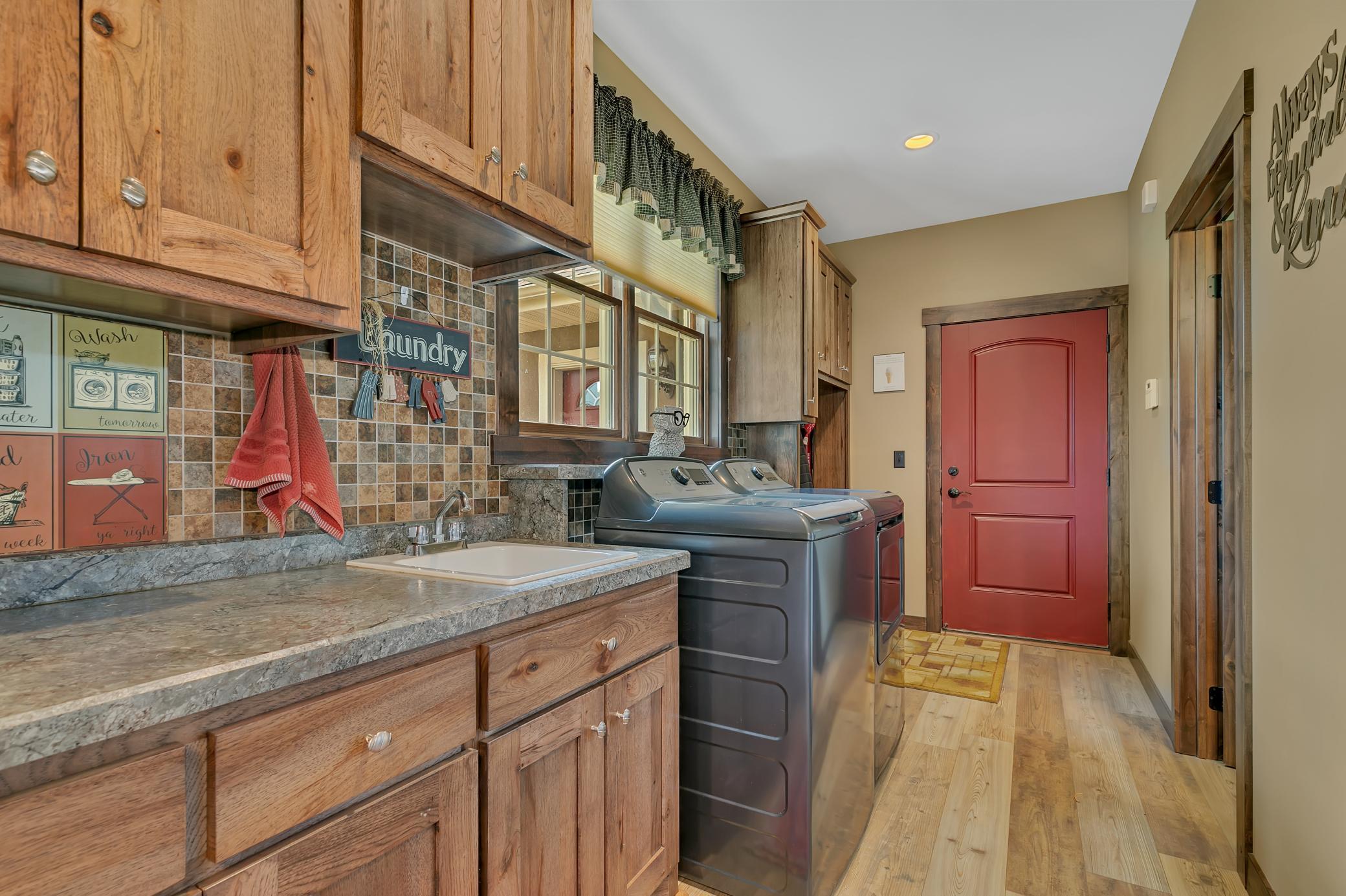 6655 Northwood Lane
