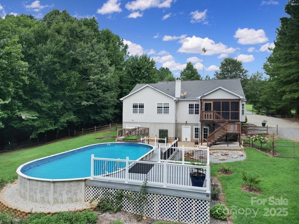 4394 Mountain Creek Road