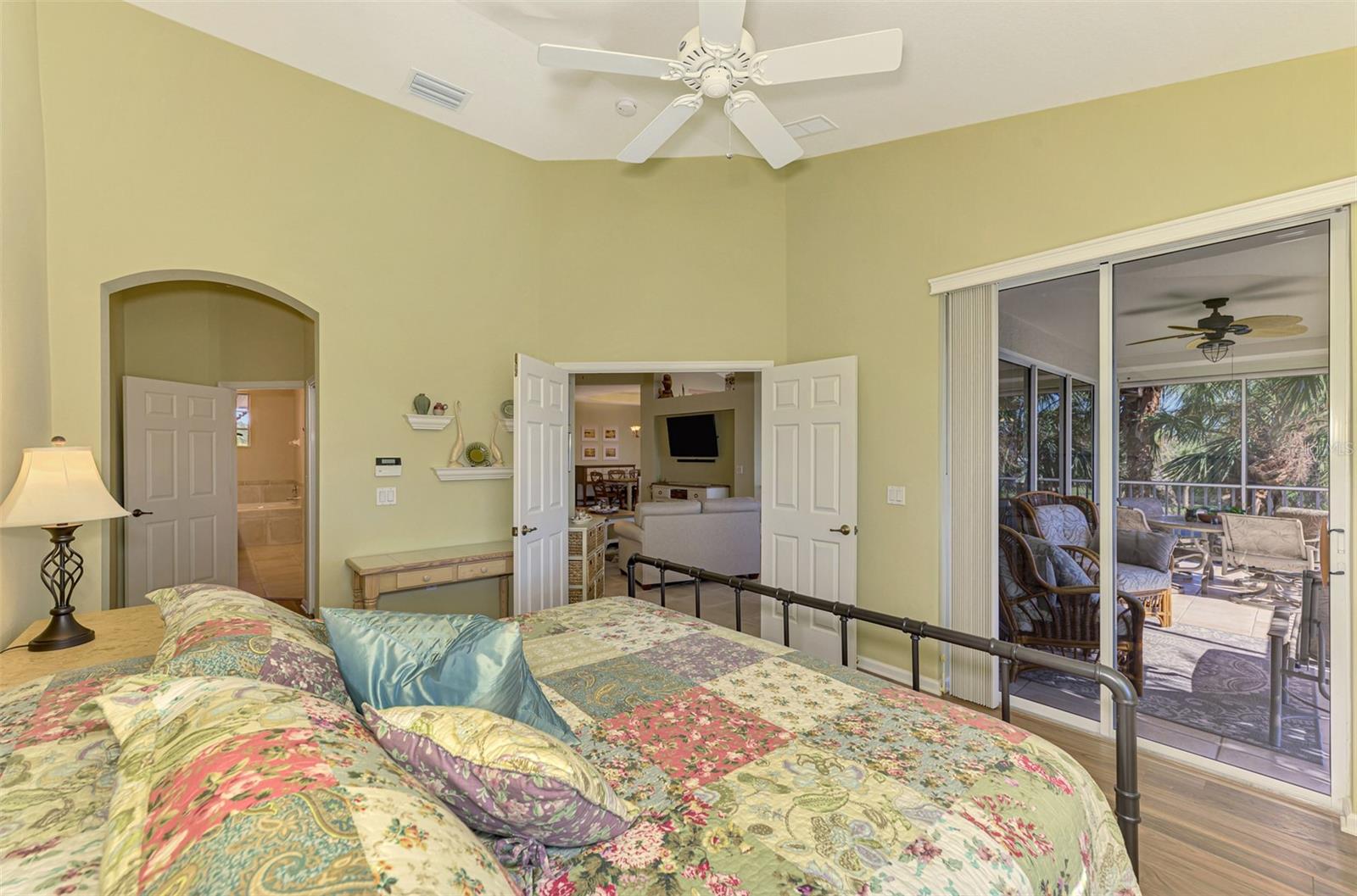 4604 Club Drive B201