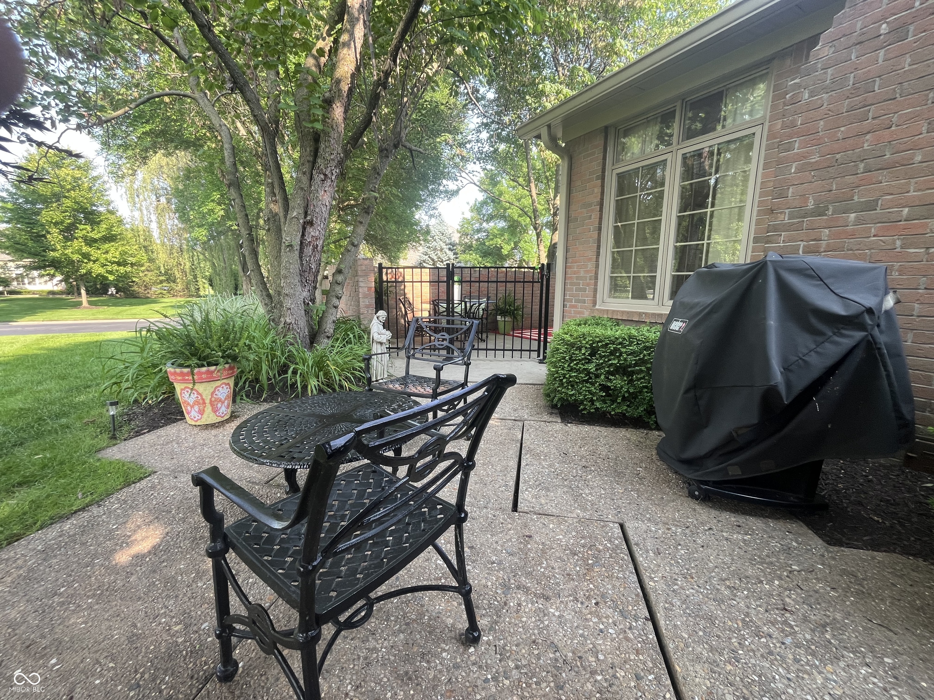 1700 Pathway Drive S