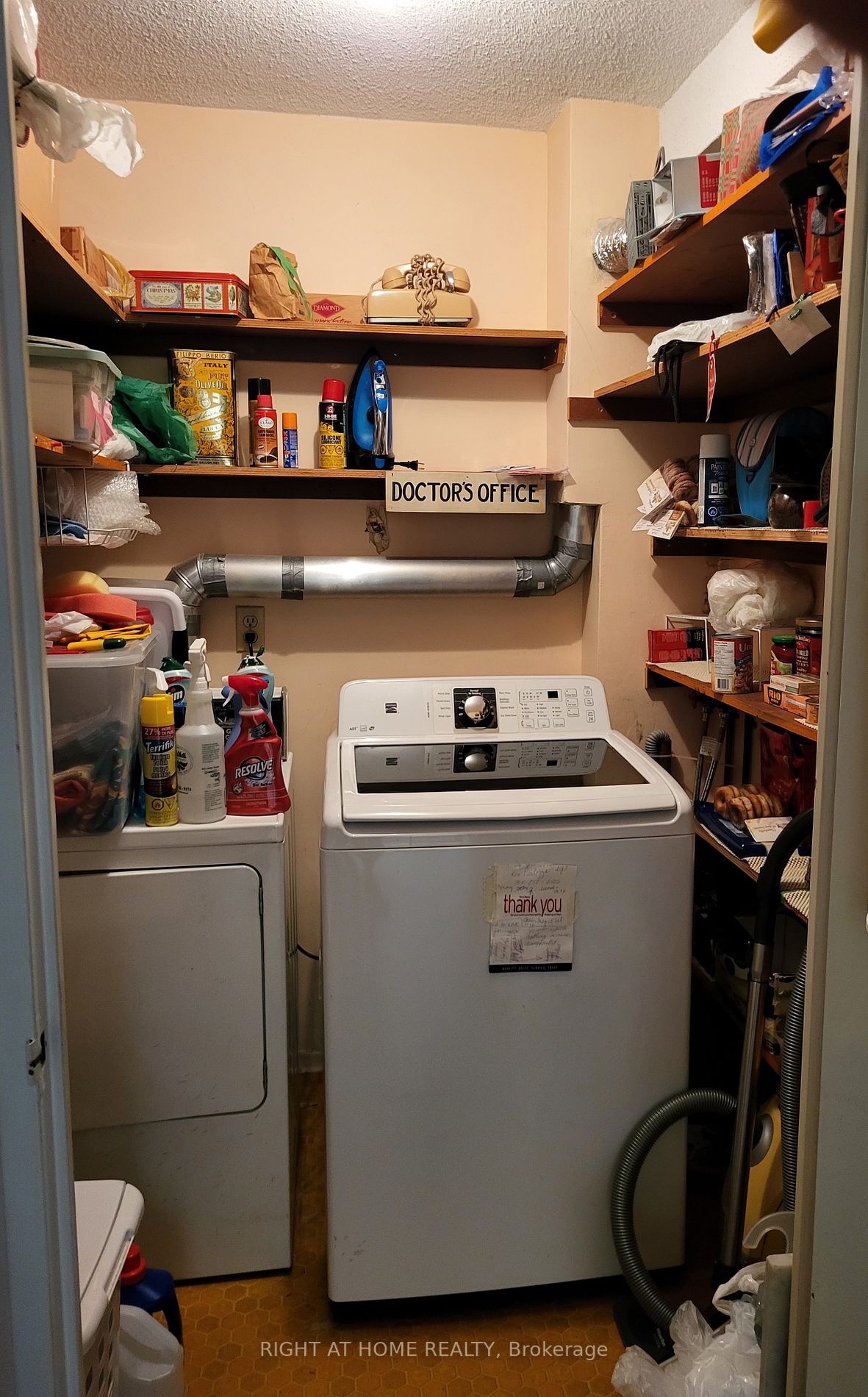 61 Richview Rd Apt#401