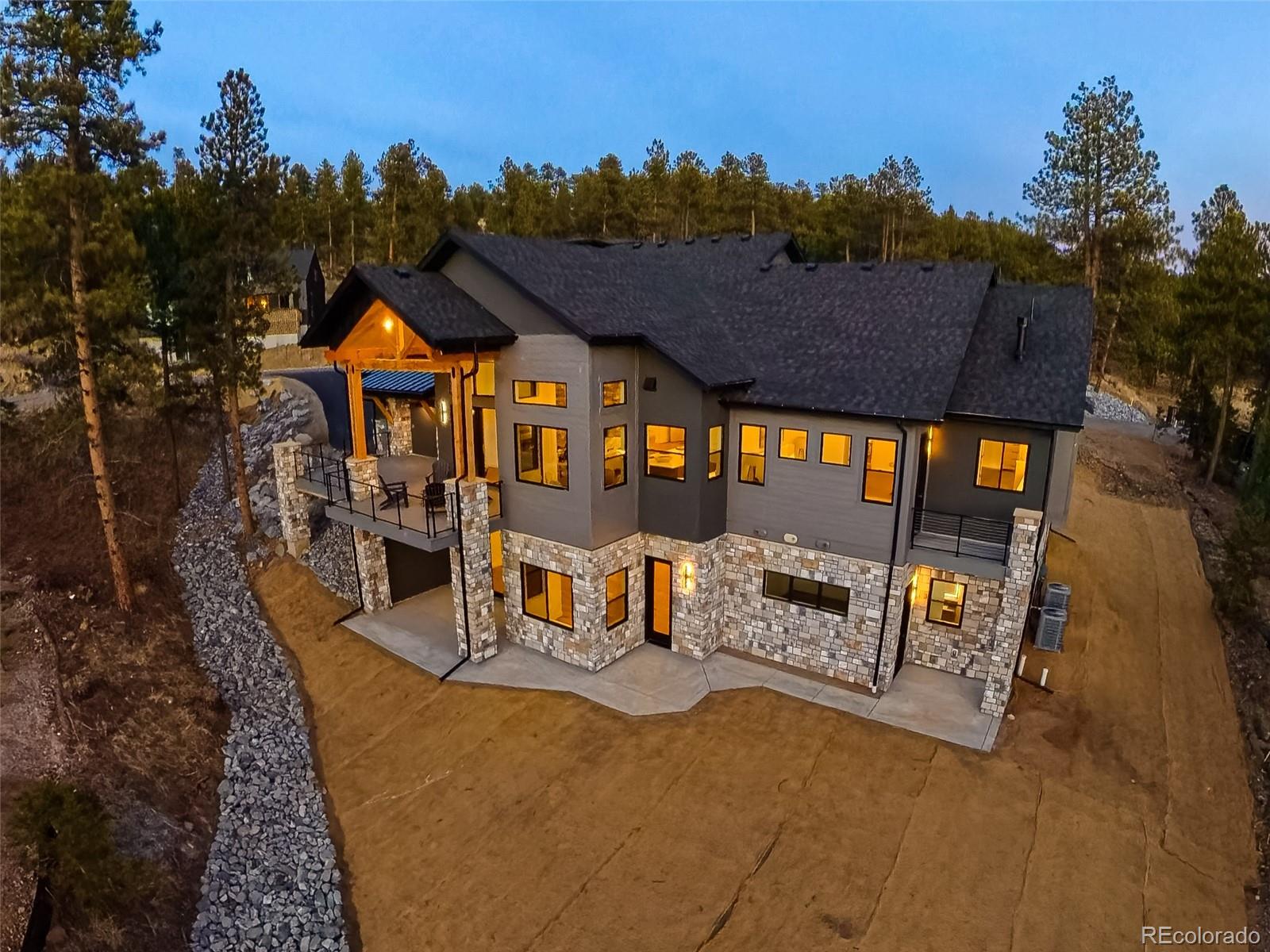 5277 Mountain Vista Lane