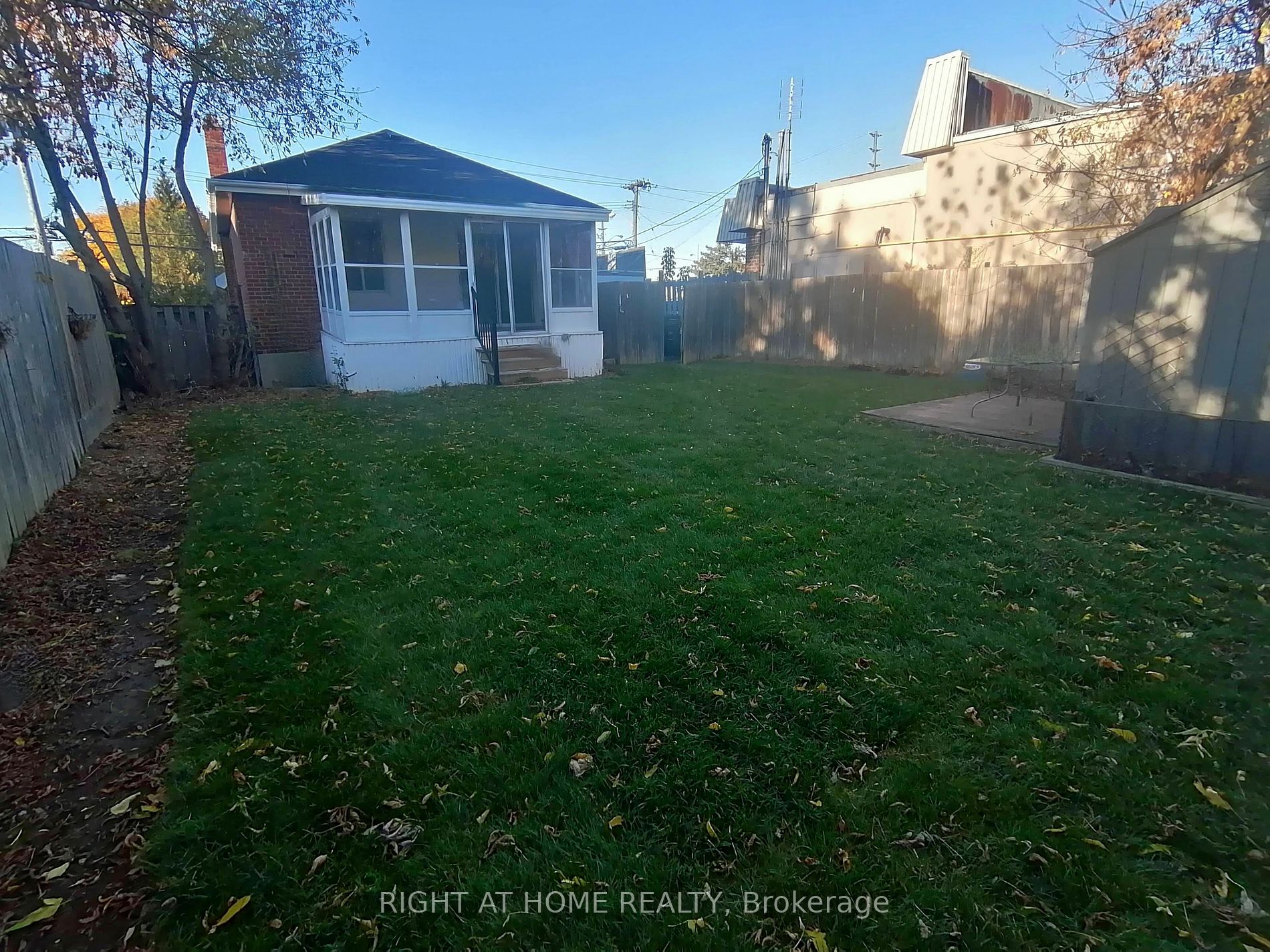 83 Cornwallis Dr
