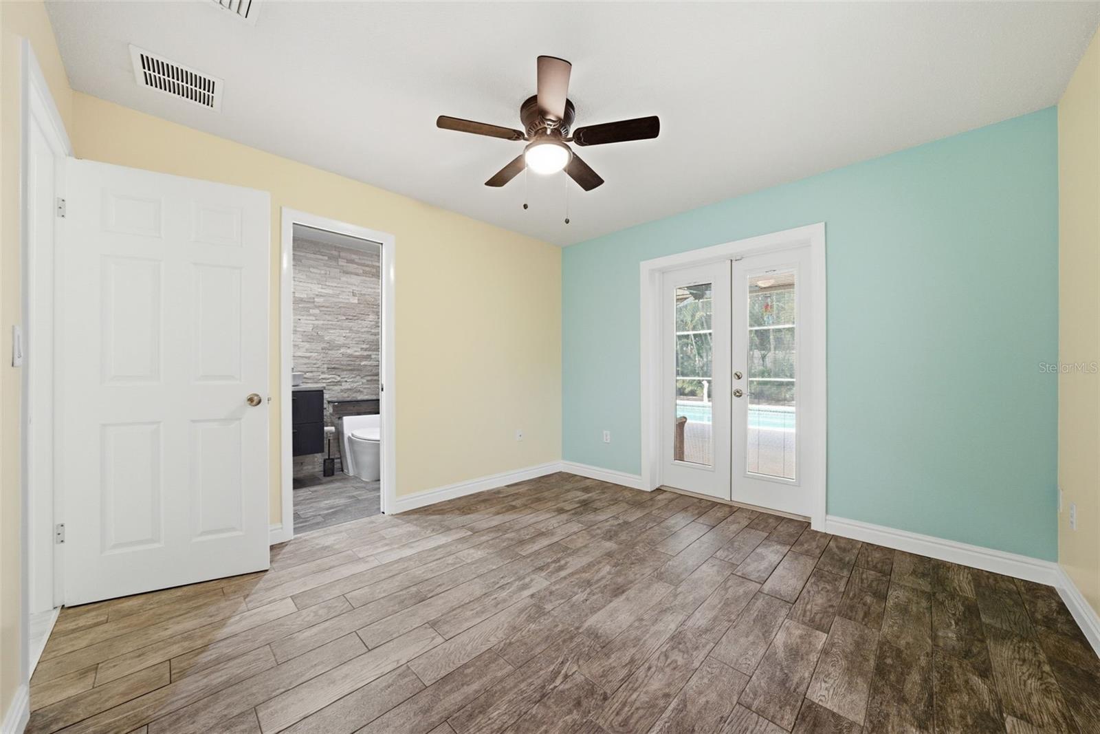 2008 39th Street W