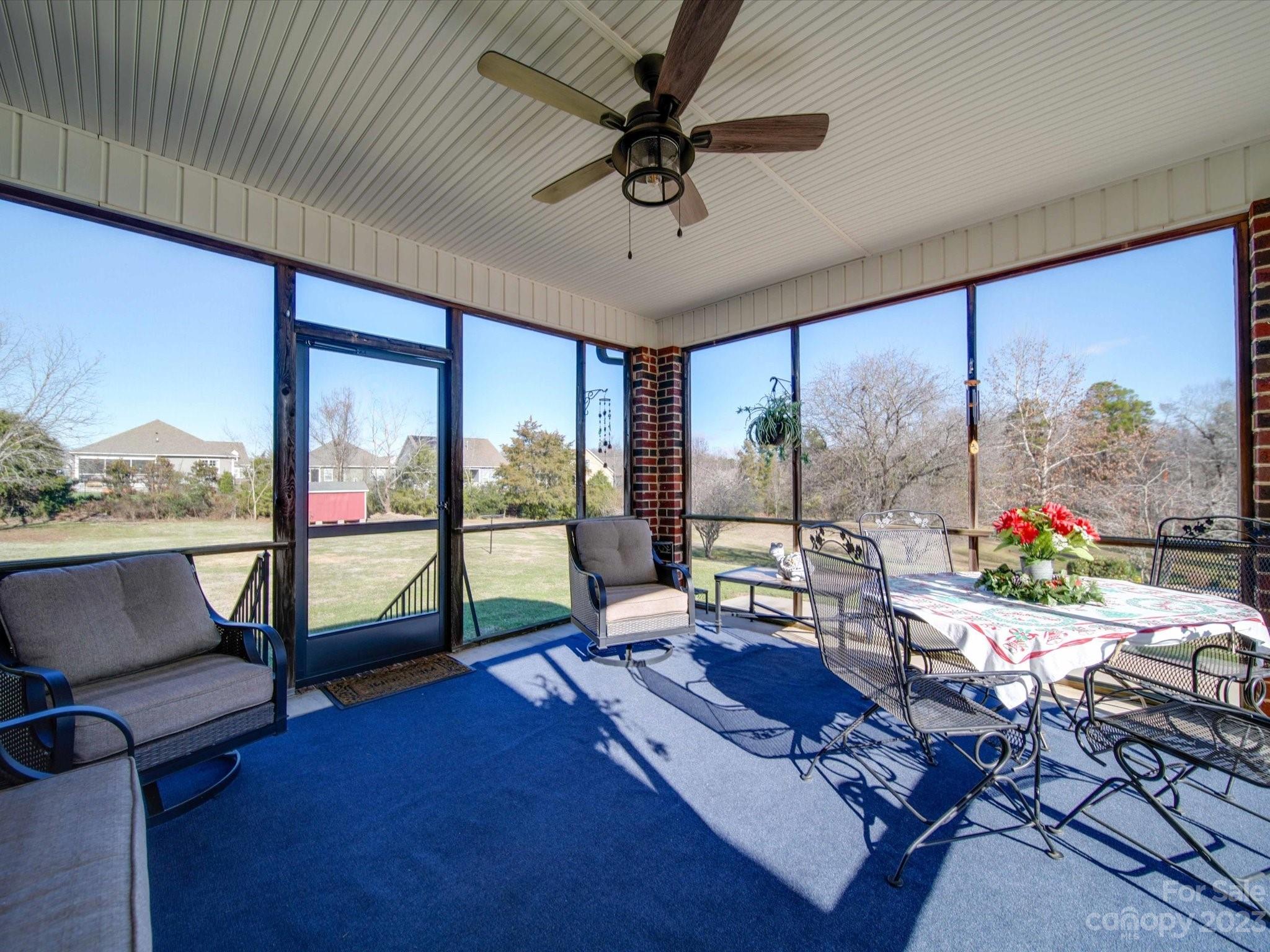 113 Hunters Creek Drive