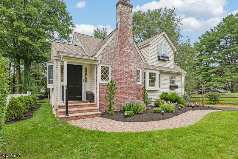 60 Meyersville Rd