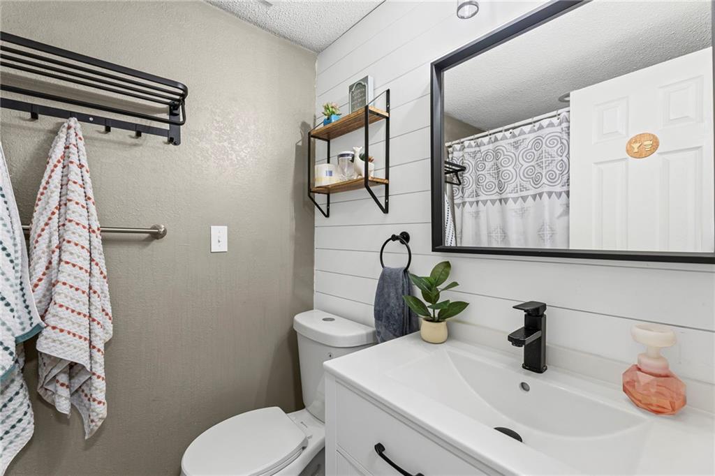 4509 NW 50th Terrace