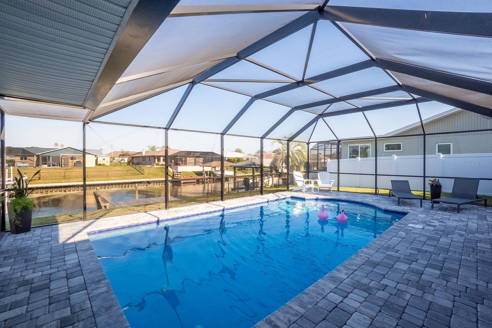 7 Clarendon Court S