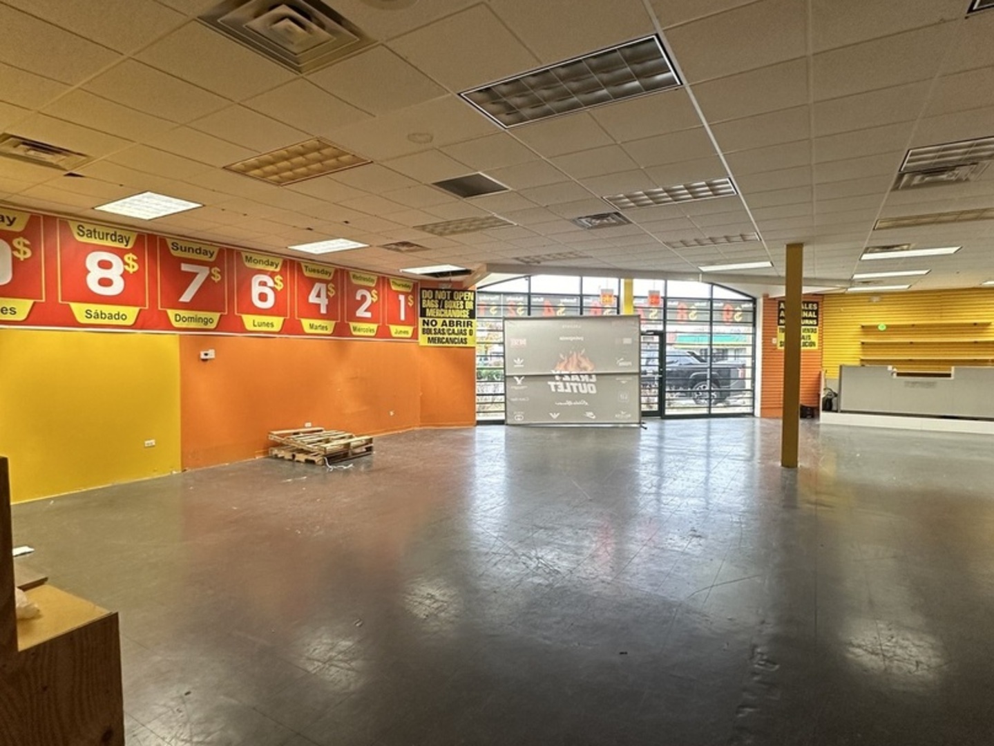 8235-8259 S Kedzie Avenue
