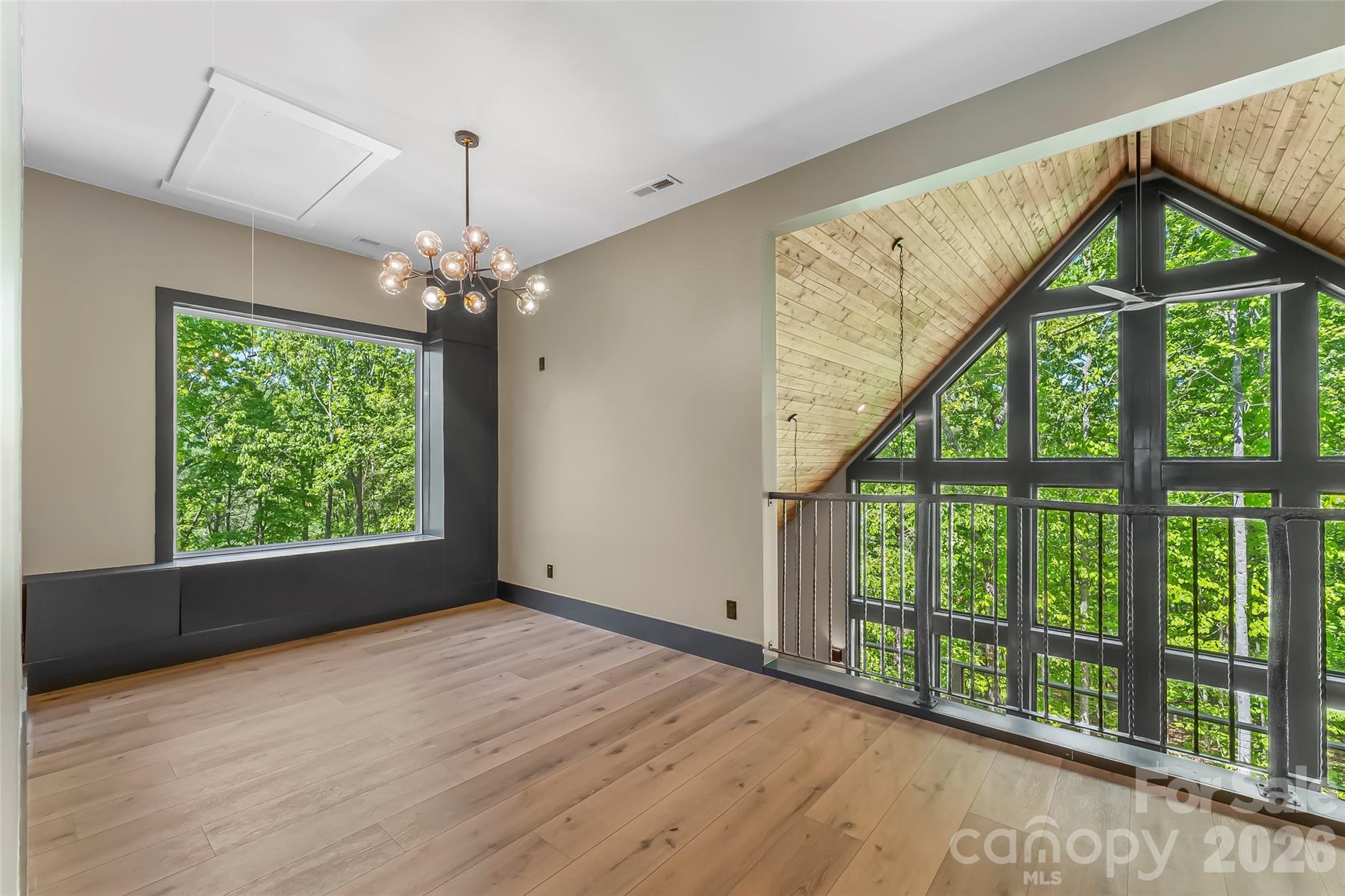 3135 Laurel Heights Drive Extension