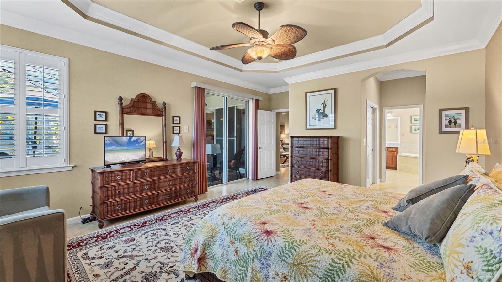 13392 Creekside Lane