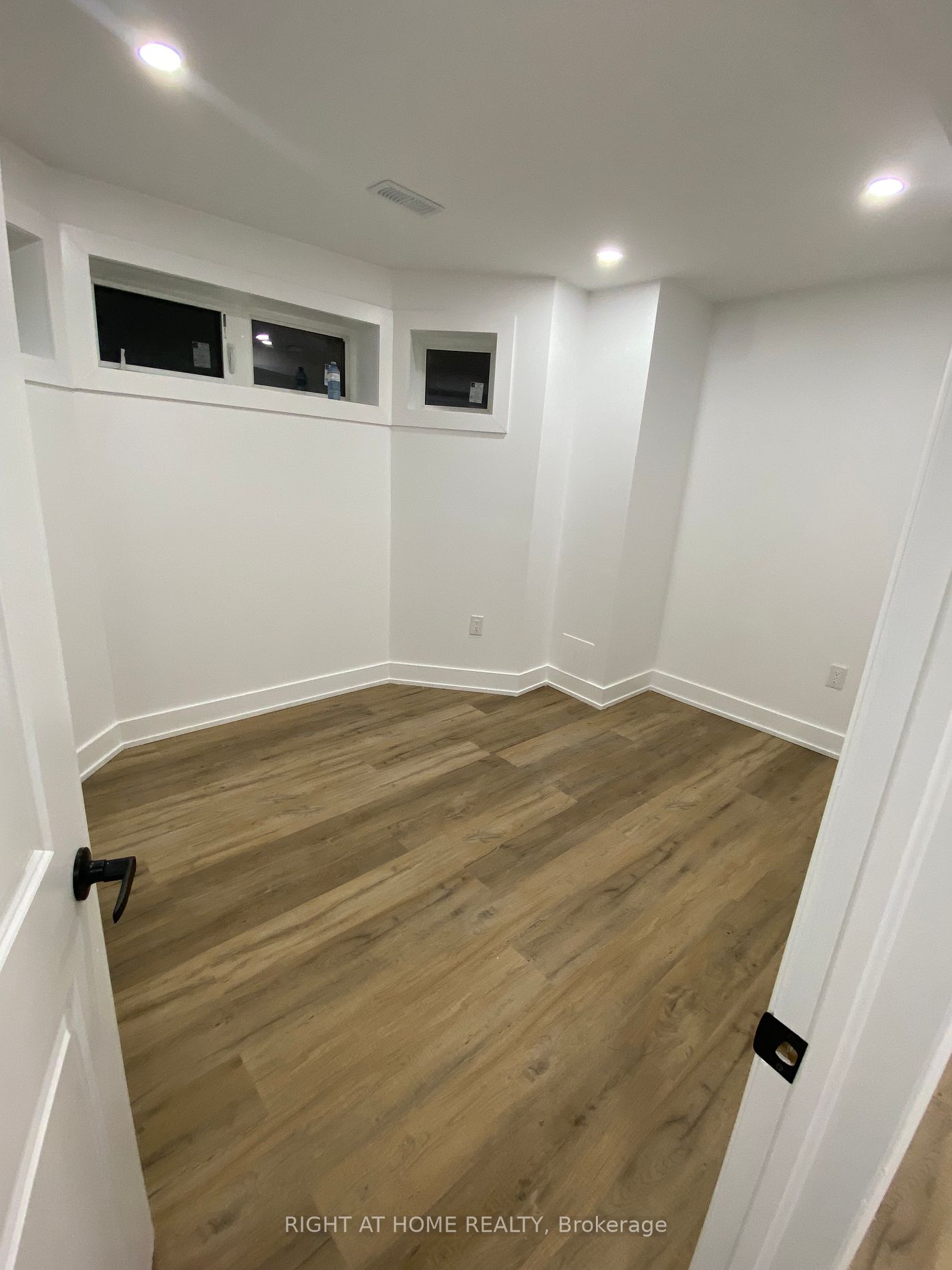 5681 Ethan Dr