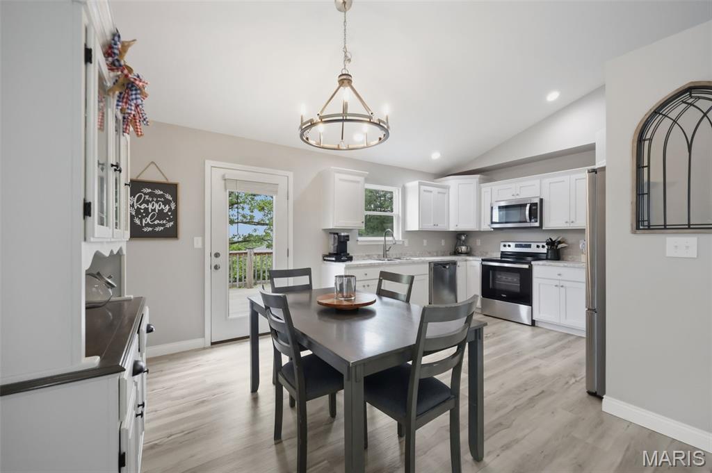 4727 Tillman Trail