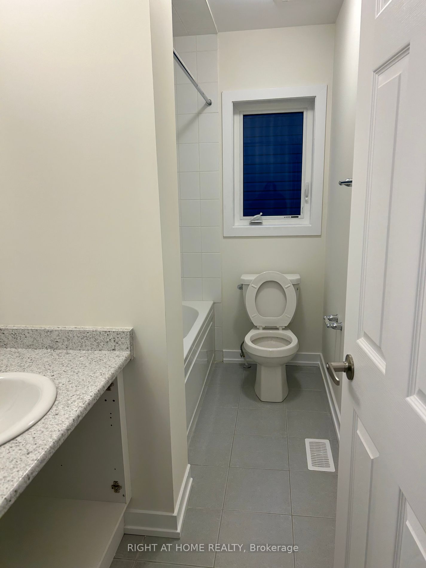 204 Wilmot Rd