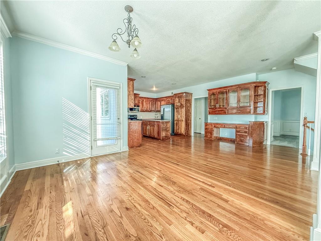 10308 N Lucerne Avenue