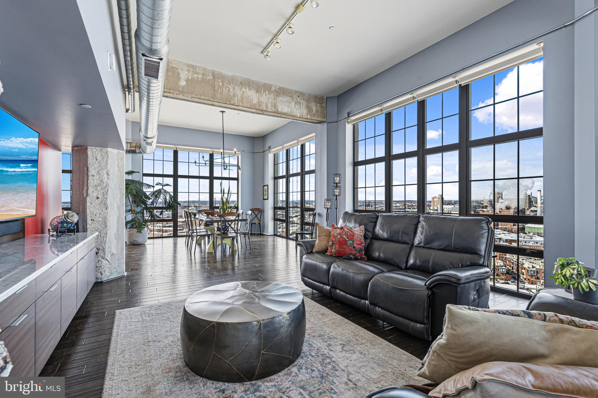 1200 Steuart Street 1711