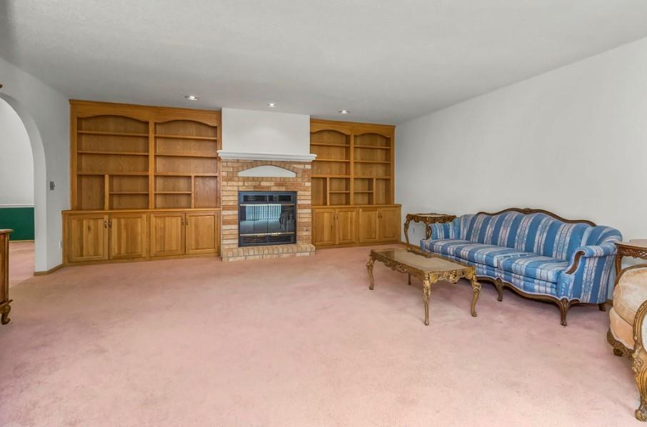 6612 NW Revere Drive