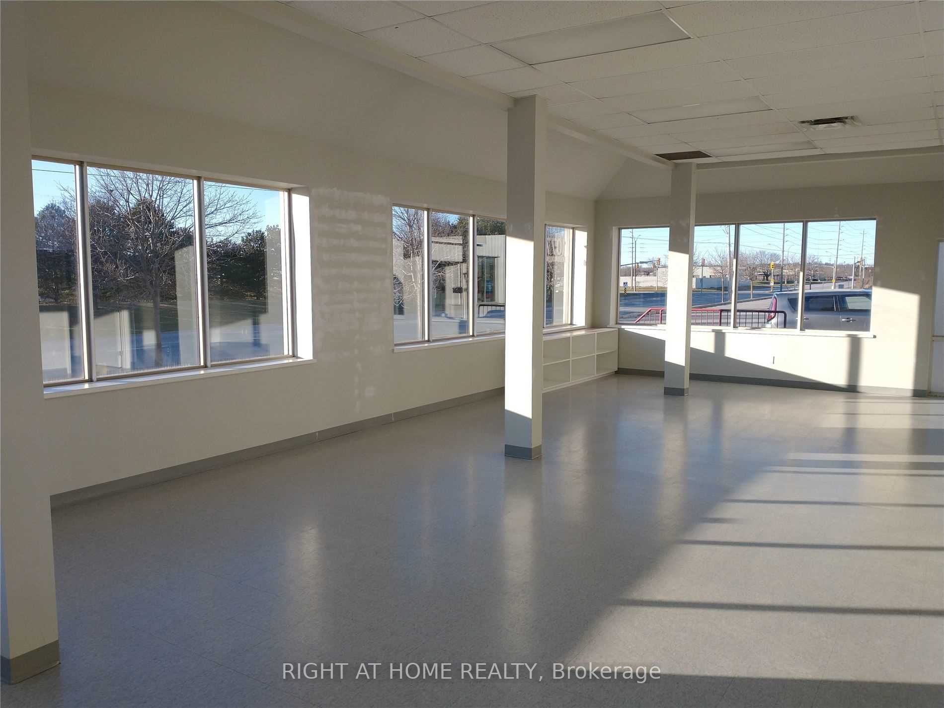 1077 Boundary Rd 108