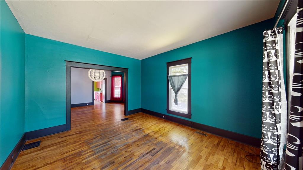721 W Walnut Street