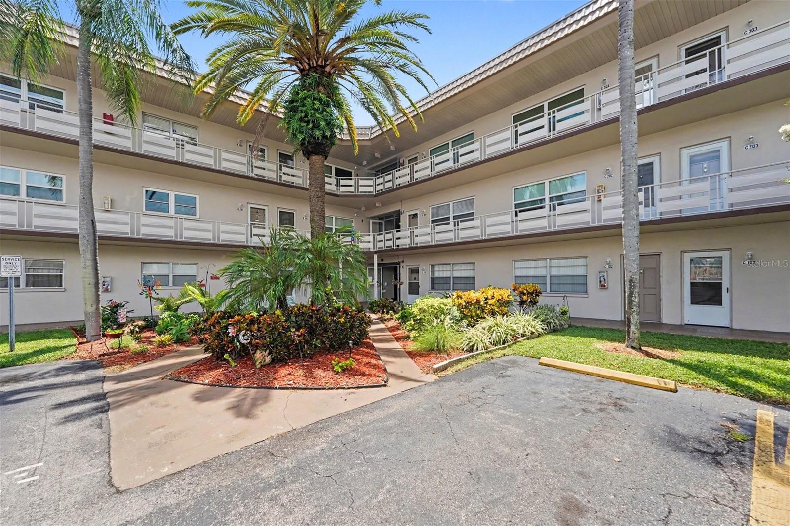 5530 80th Street N C101