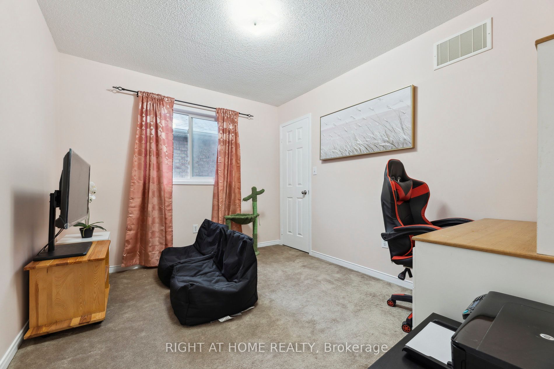 20 Oceanpearl Cres