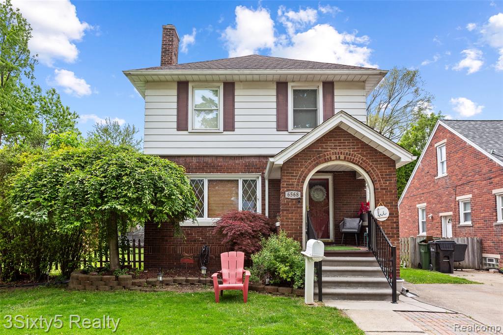 **WELCOME HOME TO 6568 BALFOUR**
This Allen Park gem with a double lot has so much to offer! Recent updates allow for modern comforts while keeping all of the charm. Brand new kitchen, refinished floors and added insulation are just a few of the updates that make this the perfect cozy retreat. Beautiful open living room with statement fireplace. 2 FULL bathrooms, main floor bath just refinished in 2024. Basement is wide open and freshly painted. This home is clean, spacious and full of character, one you don't want to miss! Top all of that off with a bonus family room, deck off the back and HUGE private yard, perfect for entertaining! Ready for your summer kick off and house warming party!