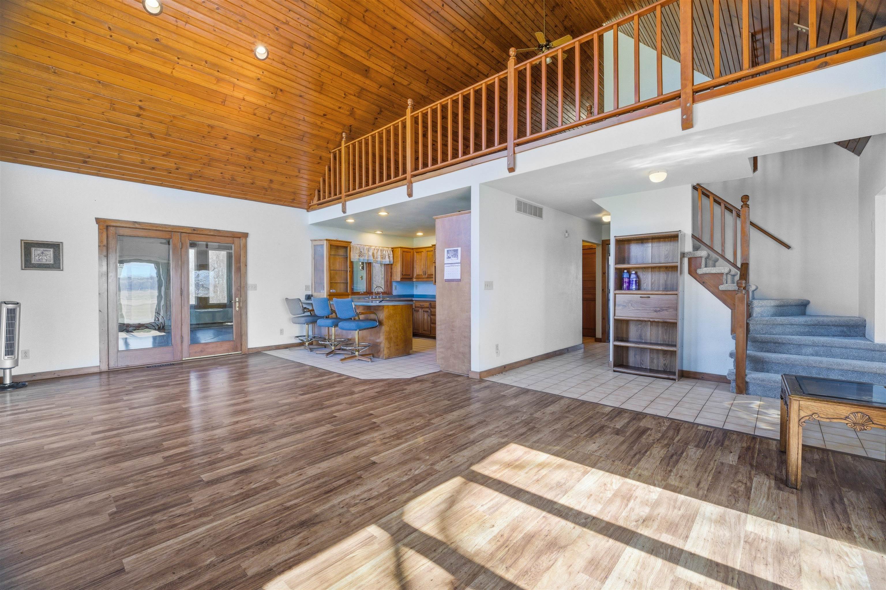 N4640 Lakeshore Drive