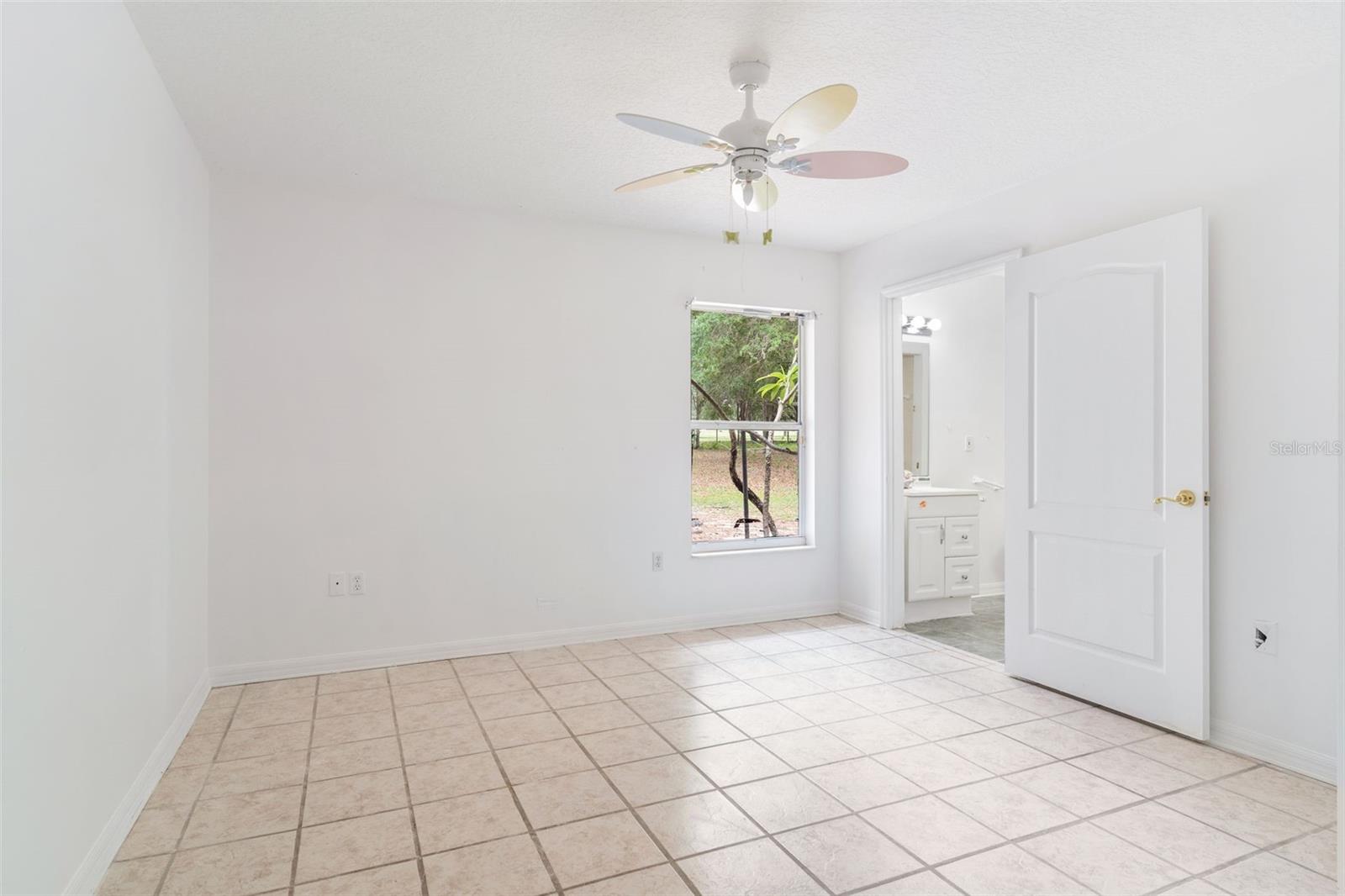 2800 Hammock Groves Road